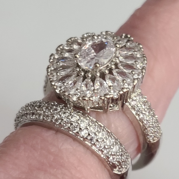 925 Stunning CZ Ring And Band Pave Wedding Engagement Sz 5 6 7 New SPARKLY - Picture 7 of 17
